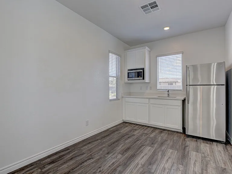 222 Palisade Falls Ave — Photo 6