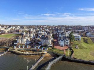 78 W Front St APT C, Rumson, NJ 07701