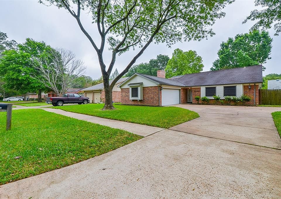 1st image of 22723 Goldstone Dr