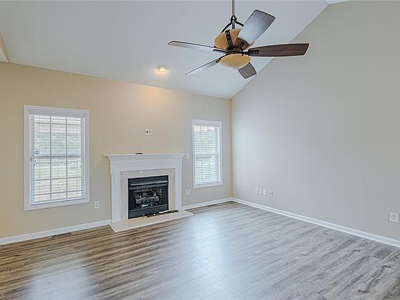 2nd image of 501 Casey Ln