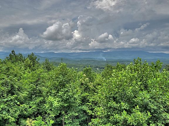 4th image of 572 Sunrock Mountain Trce
