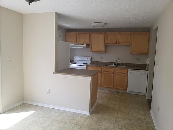 5th image of 8645 Scarsdale Blvd