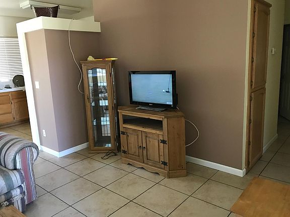 3rd image of 7937 Kelvedon Way