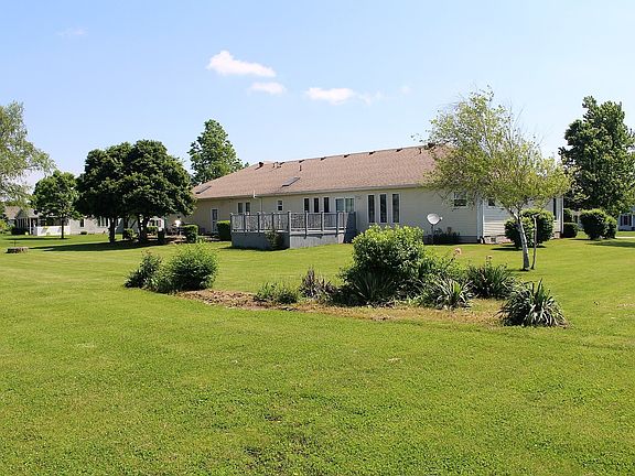 4th image of 5071 Brittany Ln