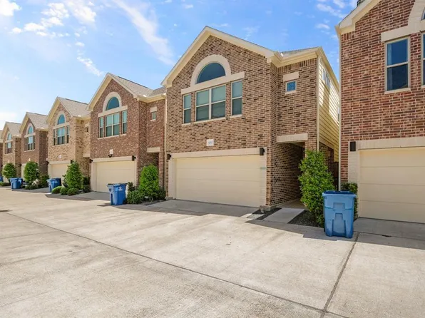 11515 Main Maple Drive, Houston, TX 77025