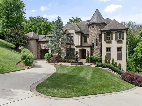 399 The Lady Of The Lake Ln, Franklin, TN 37067