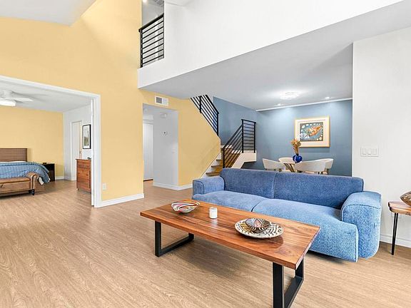 3rd image of 2033 Shady Tree Ln