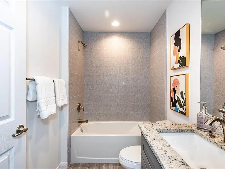 215 Lewis Cir #112 — Photo 30