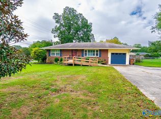 800 Frost St SW, Hartselle, AL 35640
