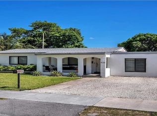 838 NW 147th St, Miami, FL 33168