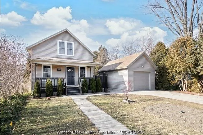 3 bed, $2,400 — Photo 2