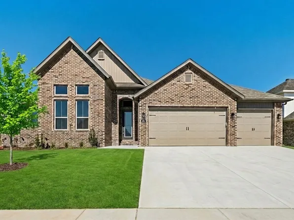 1341 Greyback Ln, Centerton, AR 72719