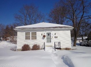 800 Forest St, Ionia, MI 48846