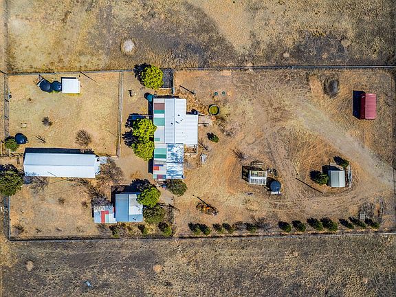 3rd image of 144 Berrendo Rd