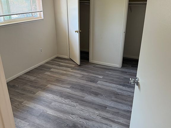 2nd image of 515 Lampasas Ave #D26d90c9f