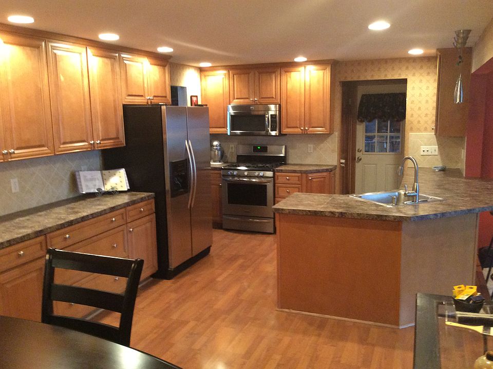 1st image of 4970 Glenwood Dr