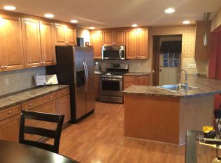4970 Glenwood Dr, Williamsville, NY 14221