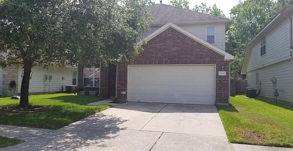 1st image of 13918 Brayford Place Ct