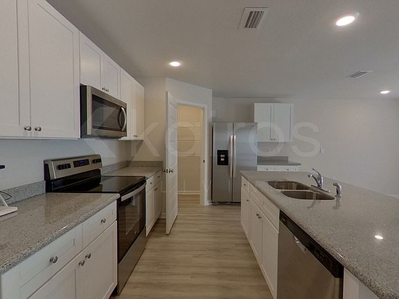 4th image of 265 Monarch Ln