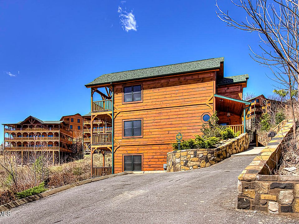 655 Gatlinburg Falls Way, Gatlinburg, TN 37738 Zillow
