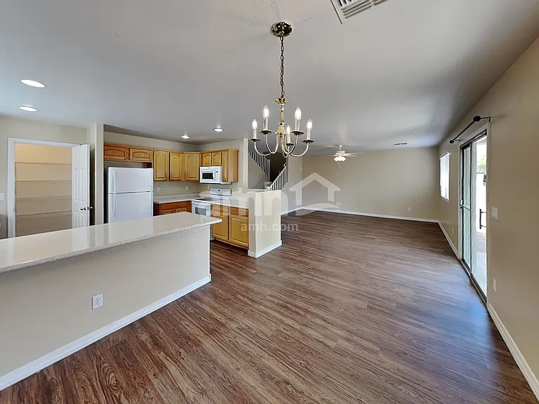 11229 W Mariposa Dr — Photo 4