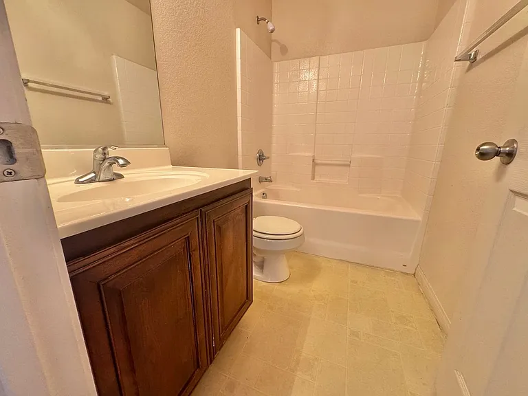 4972 W Moberly Ave — Photo 14