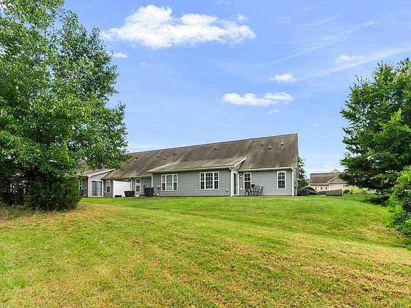 3rd image of 11341 Clubhaven Pl