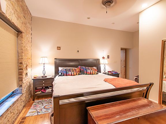 5th image of 1128 Florence Ave #1W