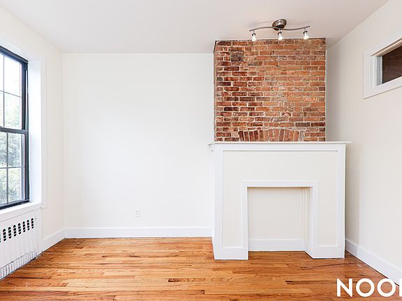 4th image of 253 Stockholm St APT 2R