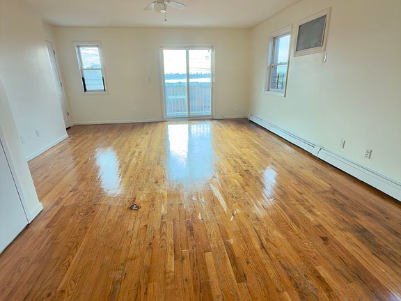 4th image of 2527 College Point Blvd APT 3