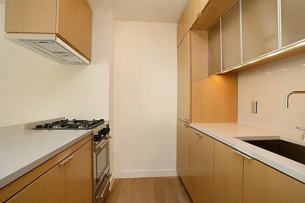Rented by Corcoran | media 6