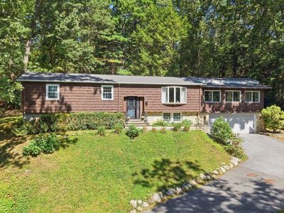 48 Gray Rd, Andover, MA, 01810
