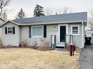 5503 Oakwood Dr, Cary, IL 60013