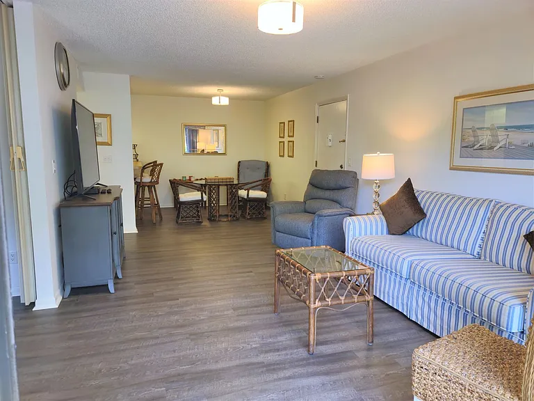 650 Bird Bay Dr E #105 — Photo 20