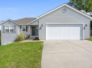 121 Daless Ct, Hollister, MO 65672