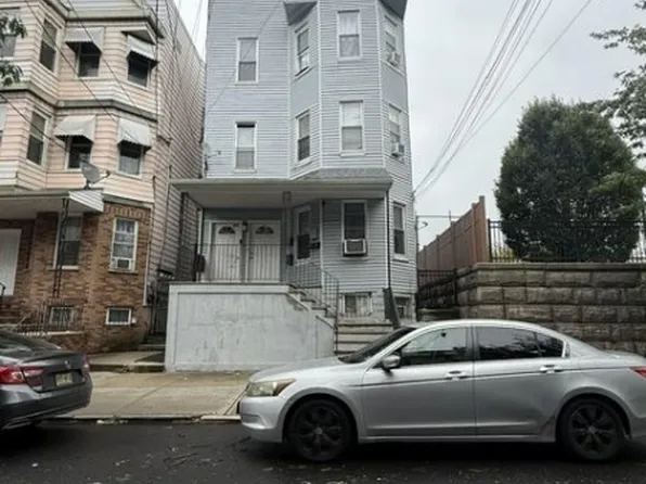 133 Ridge St, Newark City, NJ 07104