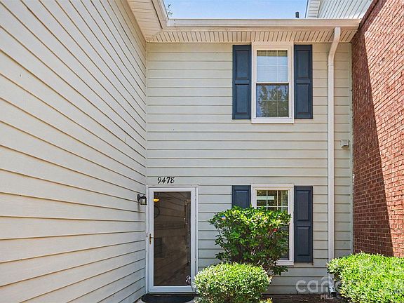 2nd image of 9478 S Vicksburg Park Ct