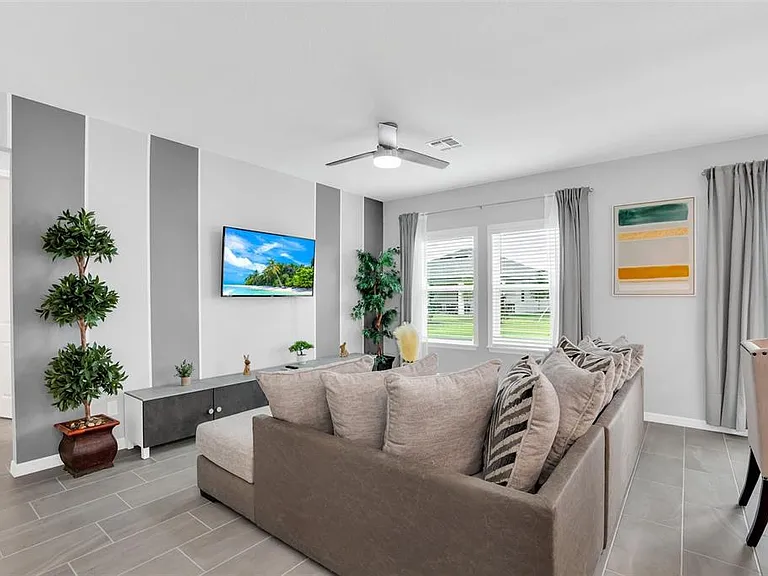 2131 Derwent Dr — Photo 34