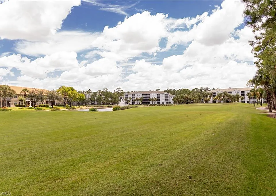 3950 Loblolly Bay Dr #3-402
