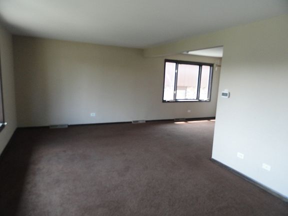 2nd image of 610 Saginaw Ave