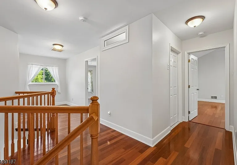 30 Yale Ter — Photo 9