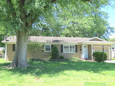 1247 S Estate Avenue, Springfield, MO, 65804