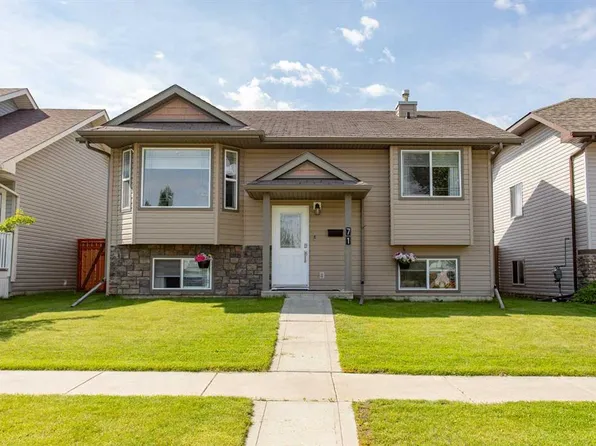 71 N Vanier Dr, Red Deer, AB T4R 0G3