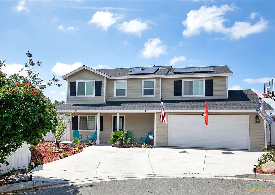 2nd image of 426 Paradise View Dr