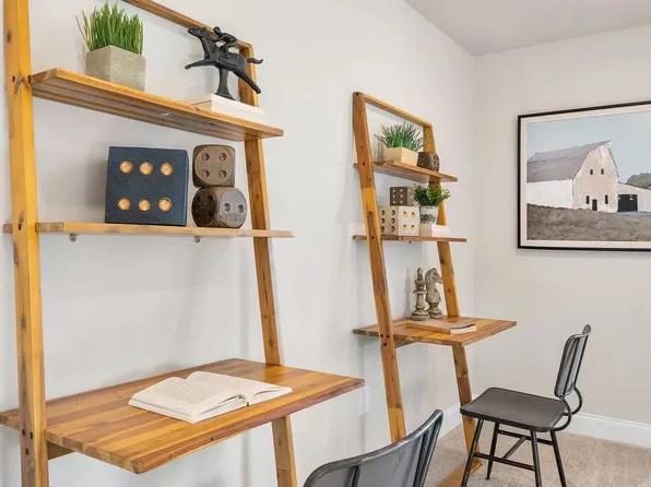 108 Gunderson Ln, Garner, NC 27529