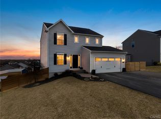 3061 Wheatfield Dr, Chittenango, NY 13037