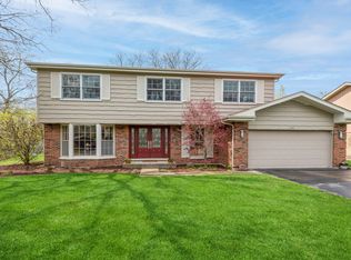 1740 E Summit Ct, Deerfield, IL
