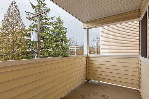 4th image of 2113 N 107th St APT 103