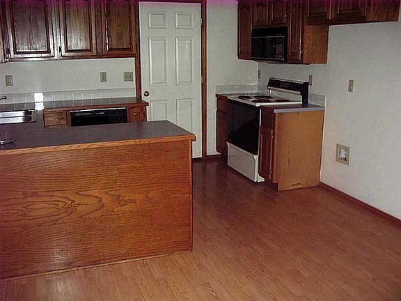 4th image of 408 N 37th St APT B