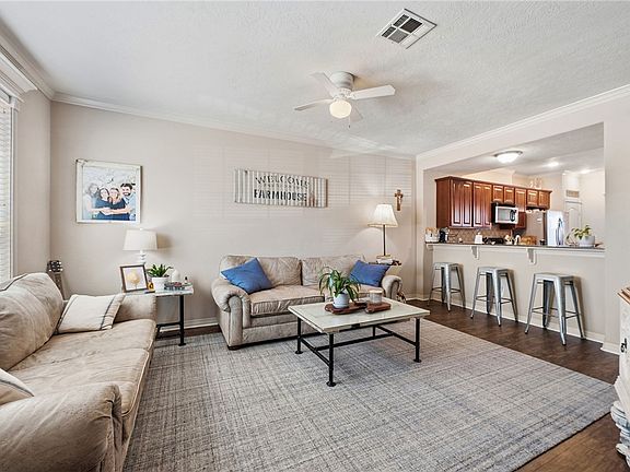 2nd image of 1000 Spring Loop APT 1207